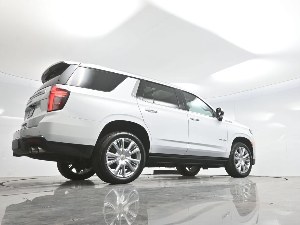 Used 2022 Chevrolet Tahoe High Country w/ Premium Package 2 AWD/4WD image 67