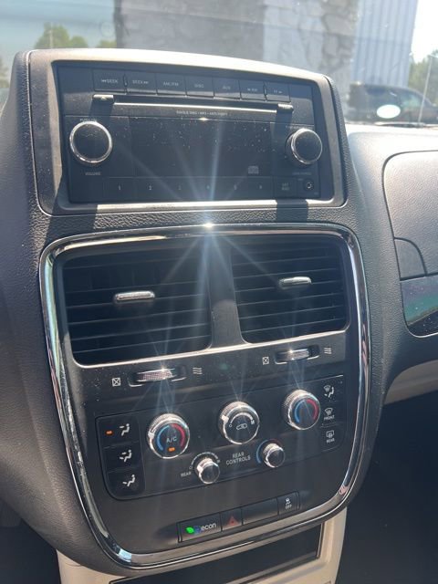 Used 2014 Dodge Grand Caravan SE w/ Quick Order Package 29E SE image 12