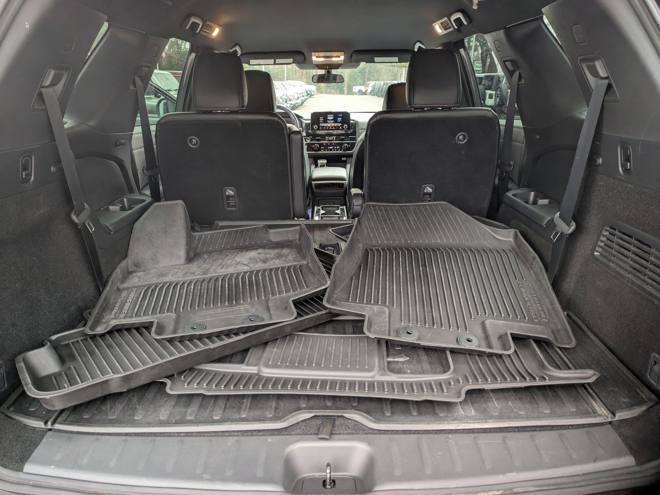 Used 2024 Nissan Pathfinder Rock Creek image 22