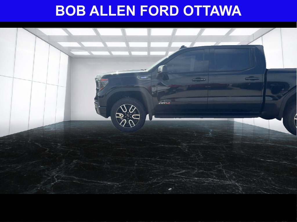 Used 2024 GMC Sierra 1500 AT4 w/ Technology Package AWD/4WD image 25