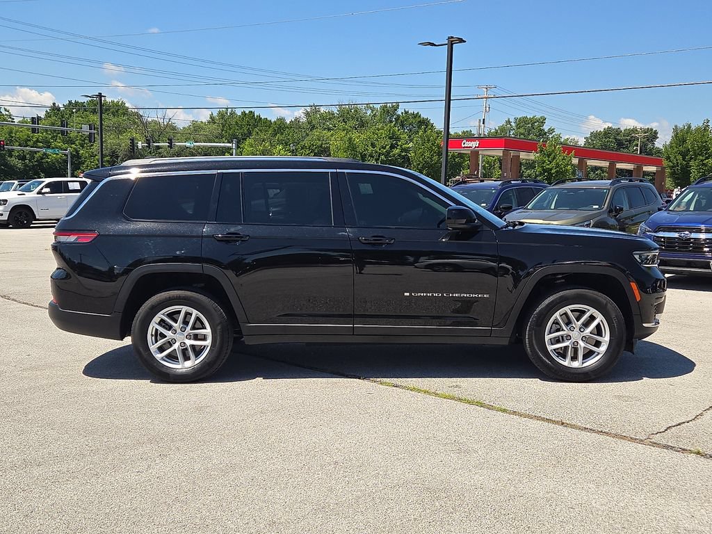 Used 2022 Jeep Grand Cherokee L Laredo w/ Luxury Tech Group I AWD/4WD image 7