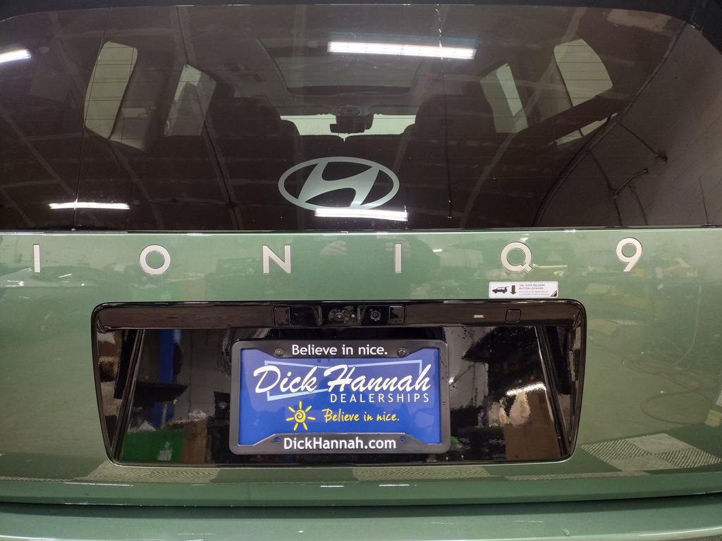 New 2026 Hyundai Ioniq 9 Calligraphy image 15