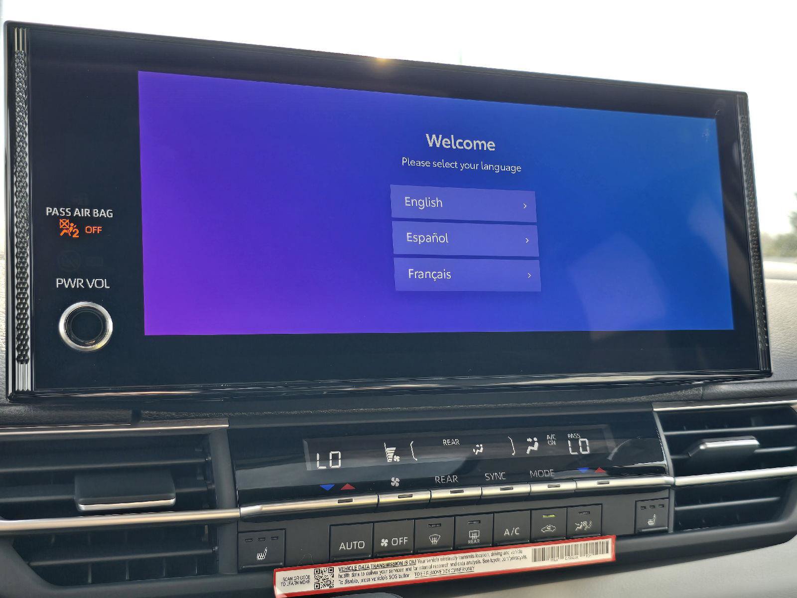 Used 2026 Toyota Sienna XLE FWD image 28