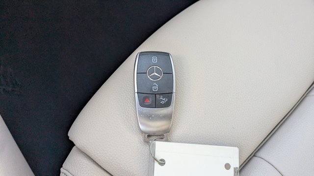 Used 2020 Mercedes-Benz GLB 250 4MATIC image 33