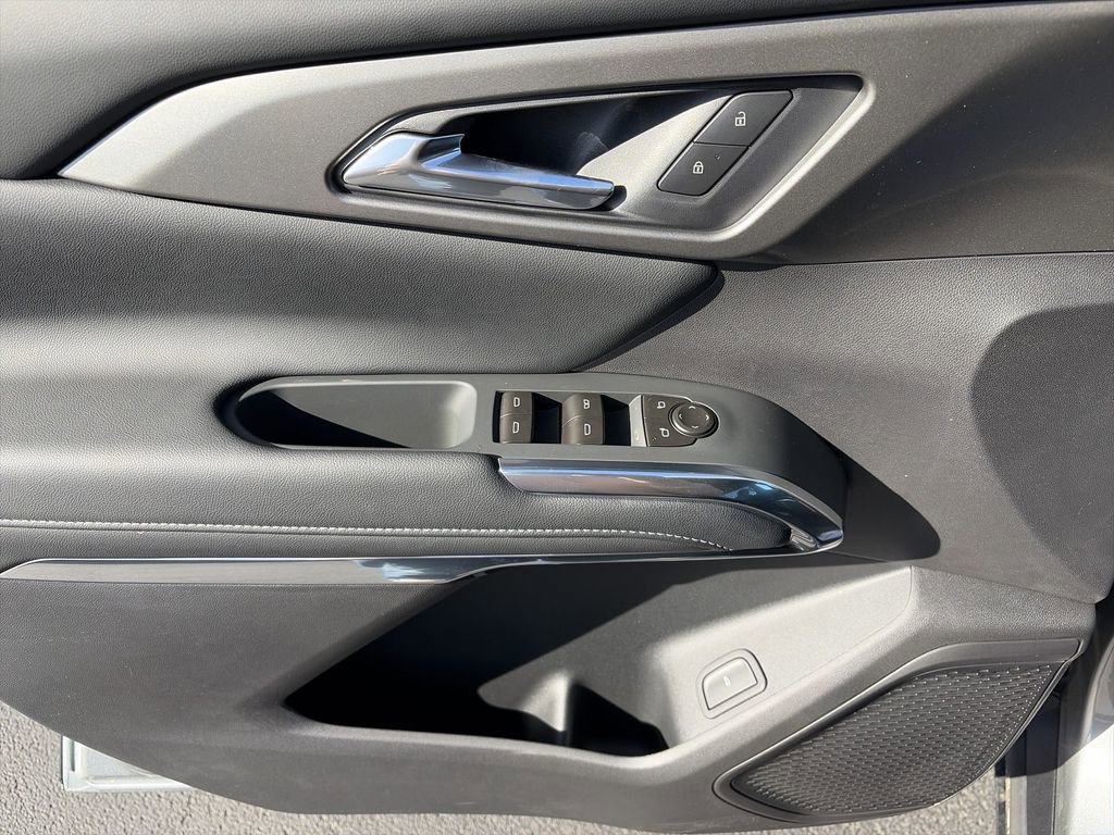 New 2026 Chevrolet Traverse LT w/ Sun and Wheel Package image 19