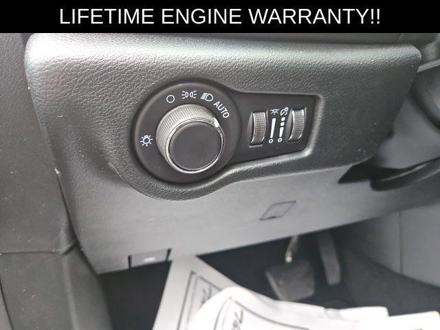 New 2026 Chrysler Voyager LX FWD image 17