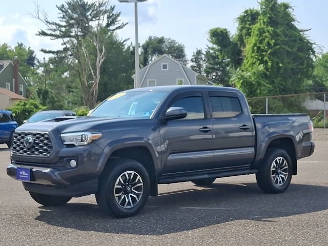 Used 2020 Toyota Tacoma TRD Sport w/ Technology Package AWD/4WD image 3