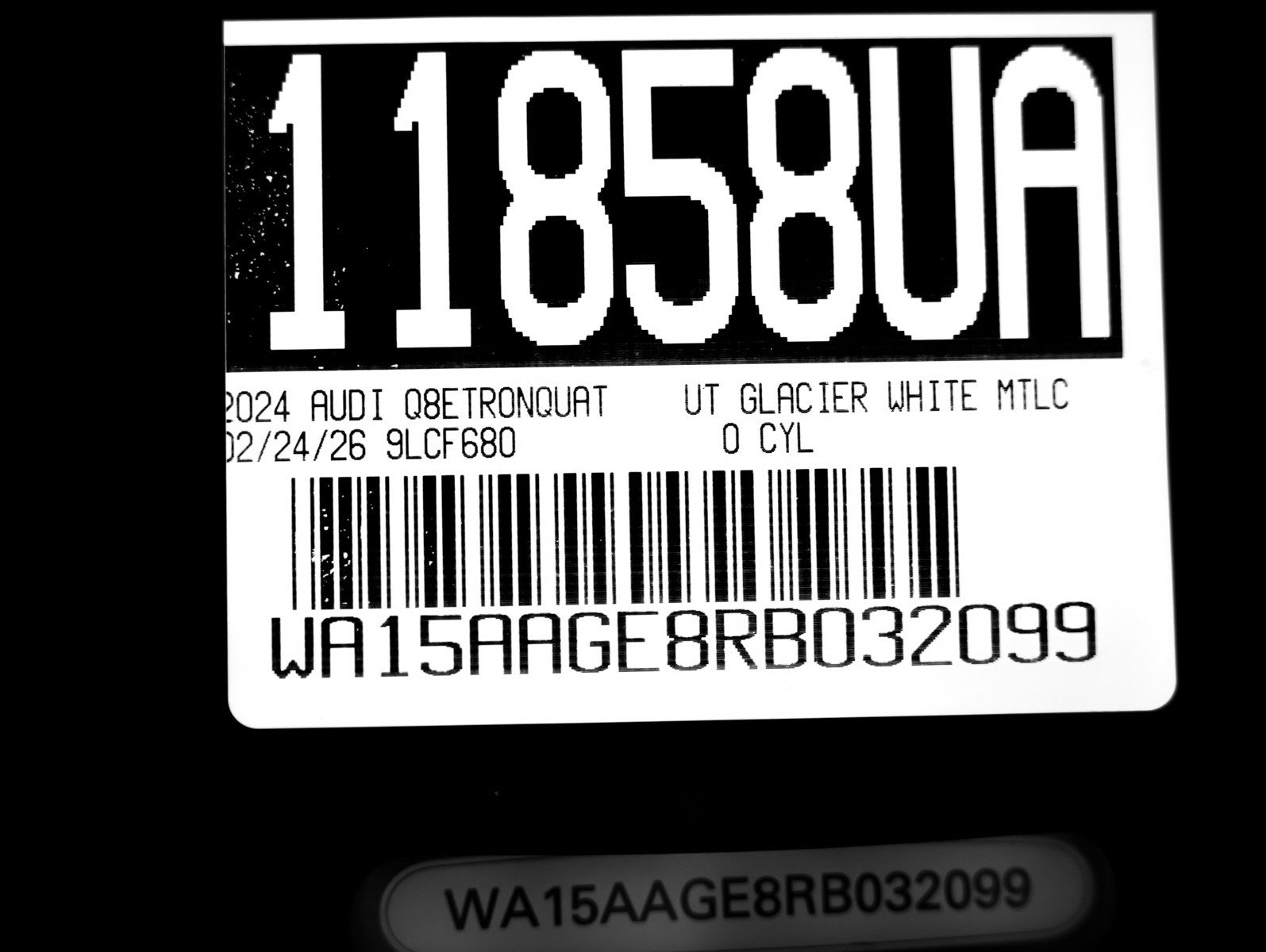 Used 2024 Audi Q8 e-tron Premium Plus image 26