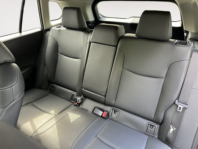Used 2023 Toyota Corolla Cross XLE FWD image 13