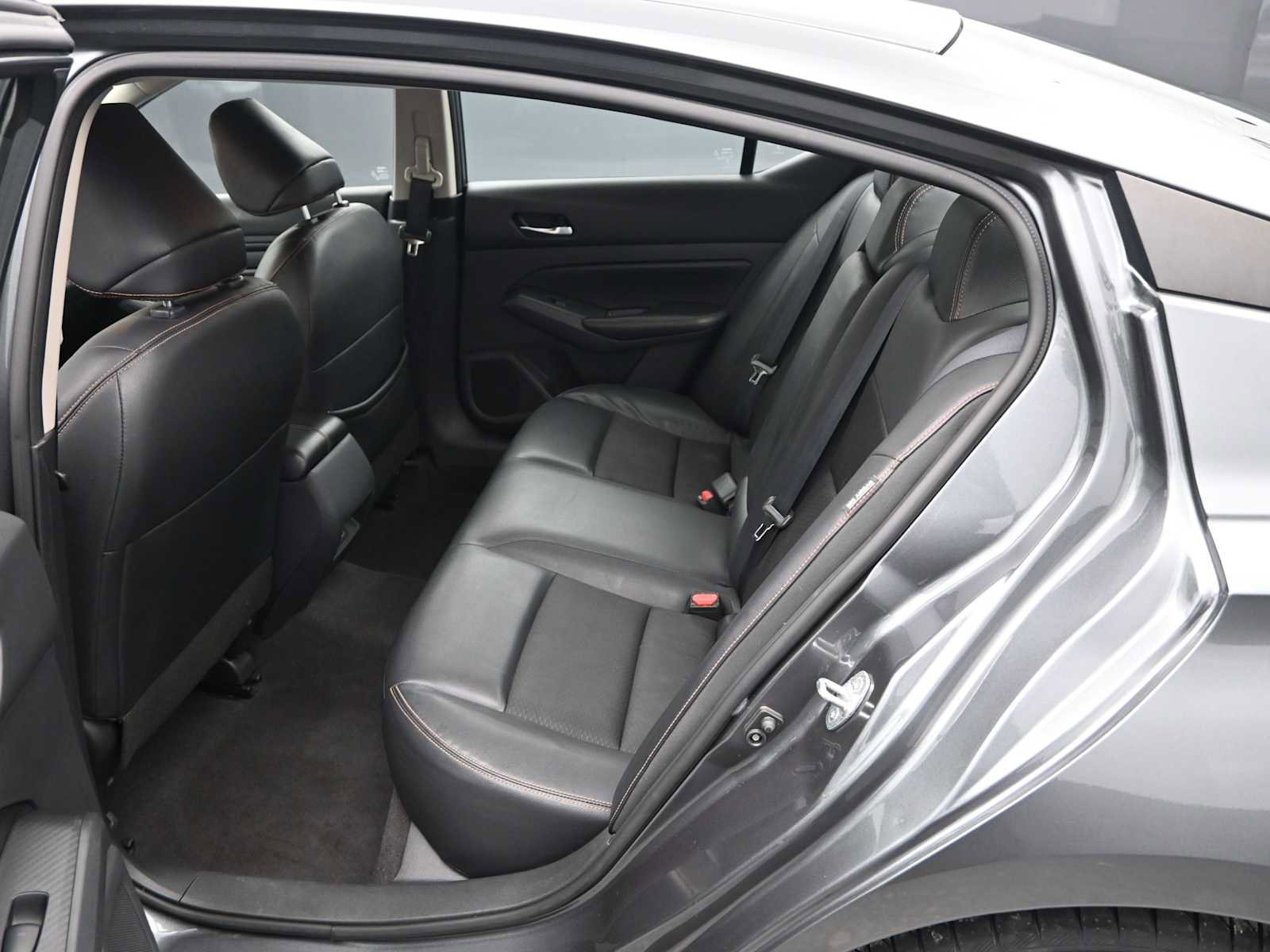 Used 2022 Nissan Altima 2.5 SR image 17