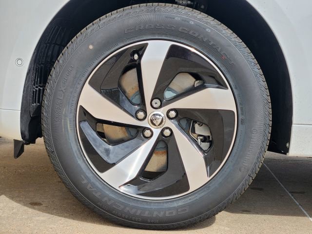 Used 2026 Jaguar F-PACE R-Dynamic S image 7