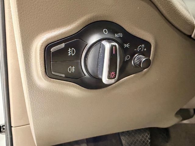 Used 2015 Audi Q5 2.0T Premium Plus w/ Technology Package AWD/4WD image 40