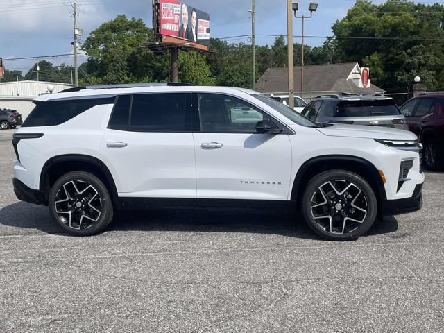 New 2026 Chevrolet Traverse High Country FWD image 2