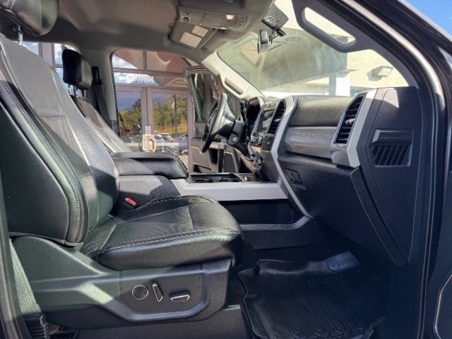 Used 2019 Ford F350 Lariat image 22
