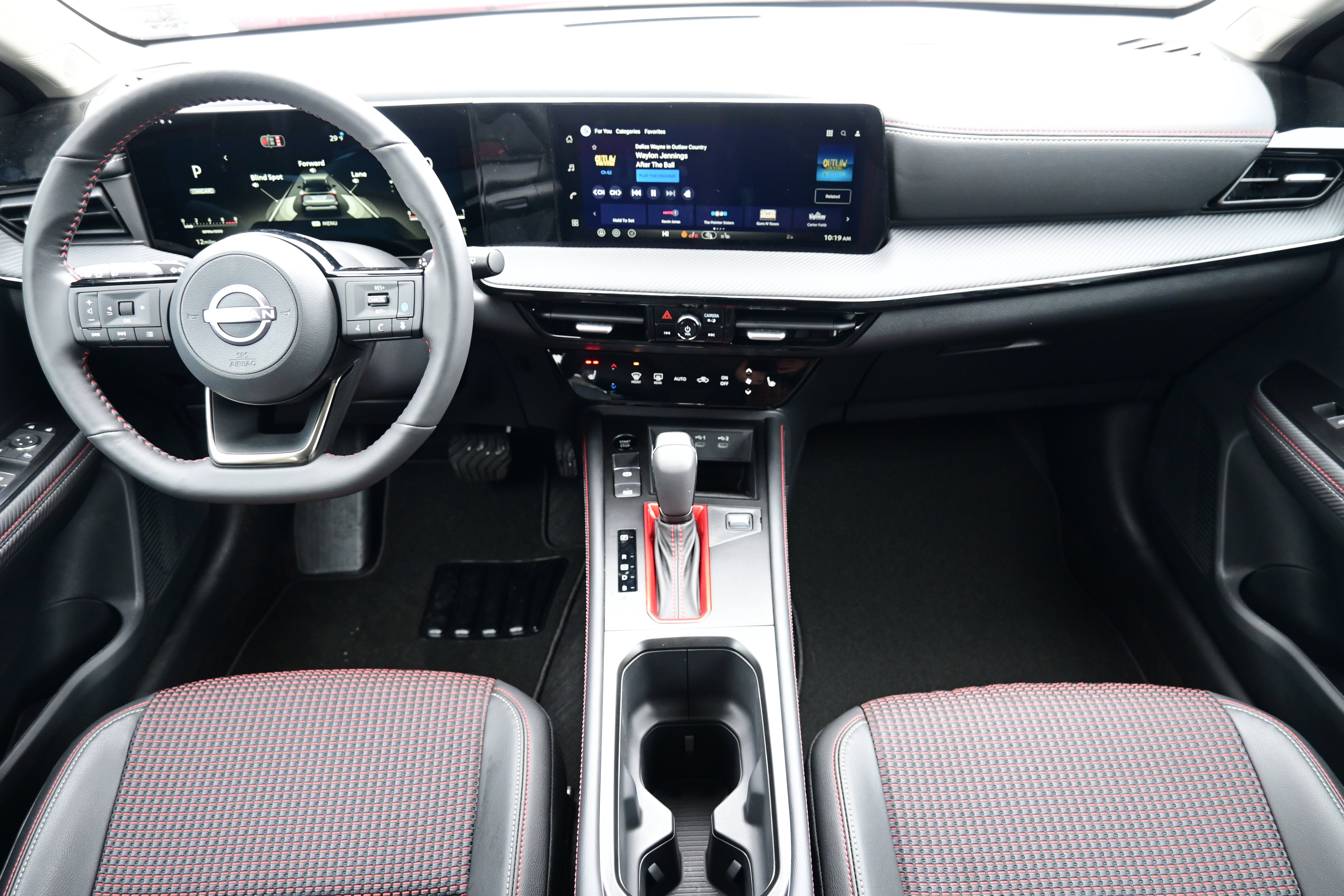 New 2026 Nissan Kicks SR w/ SR Premium Package AWD/4WD image 17
