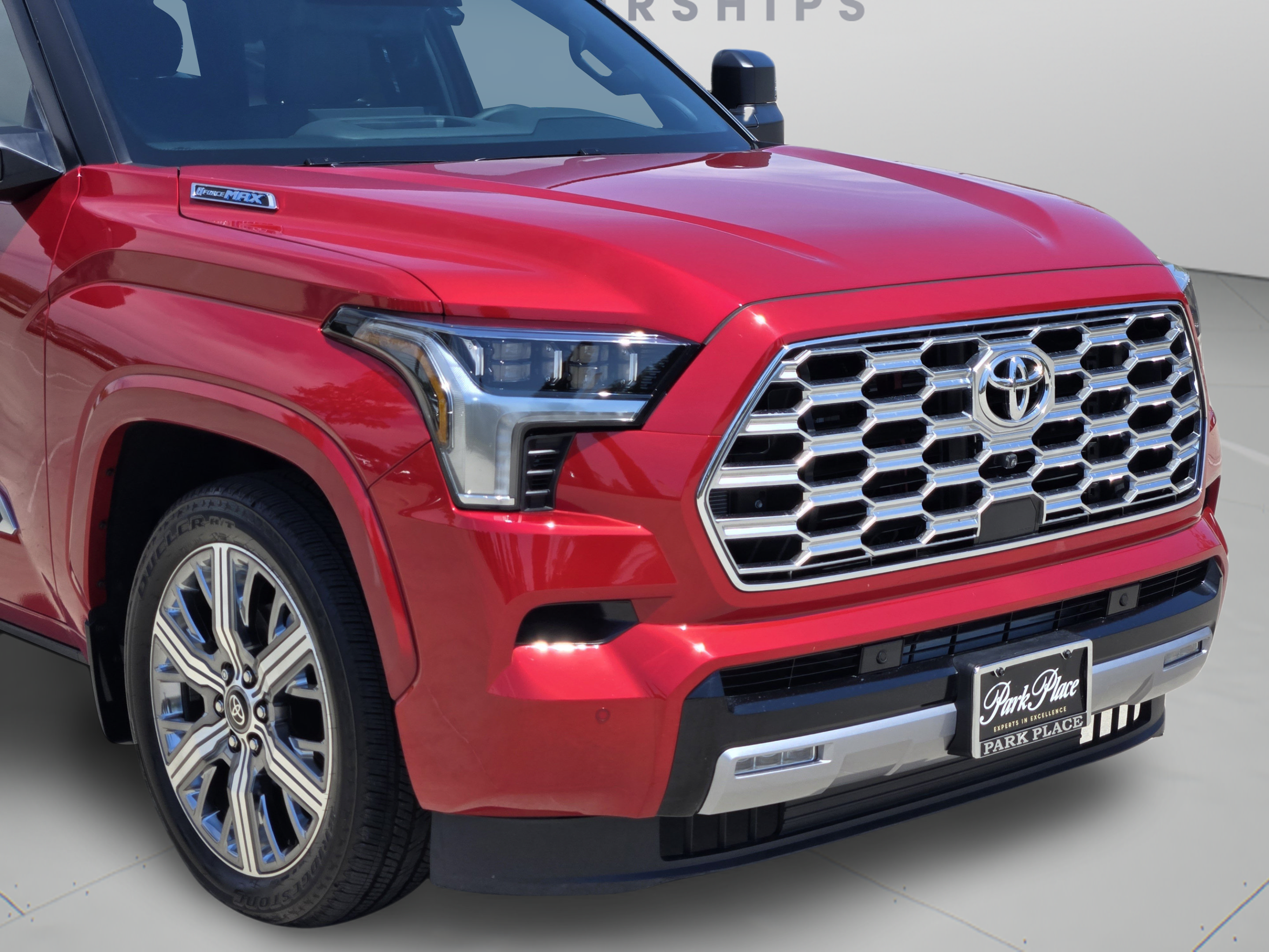 Used 2026 Toyota Sequoia Capstone w/ Tow Technology Package AWD/4WD image 32