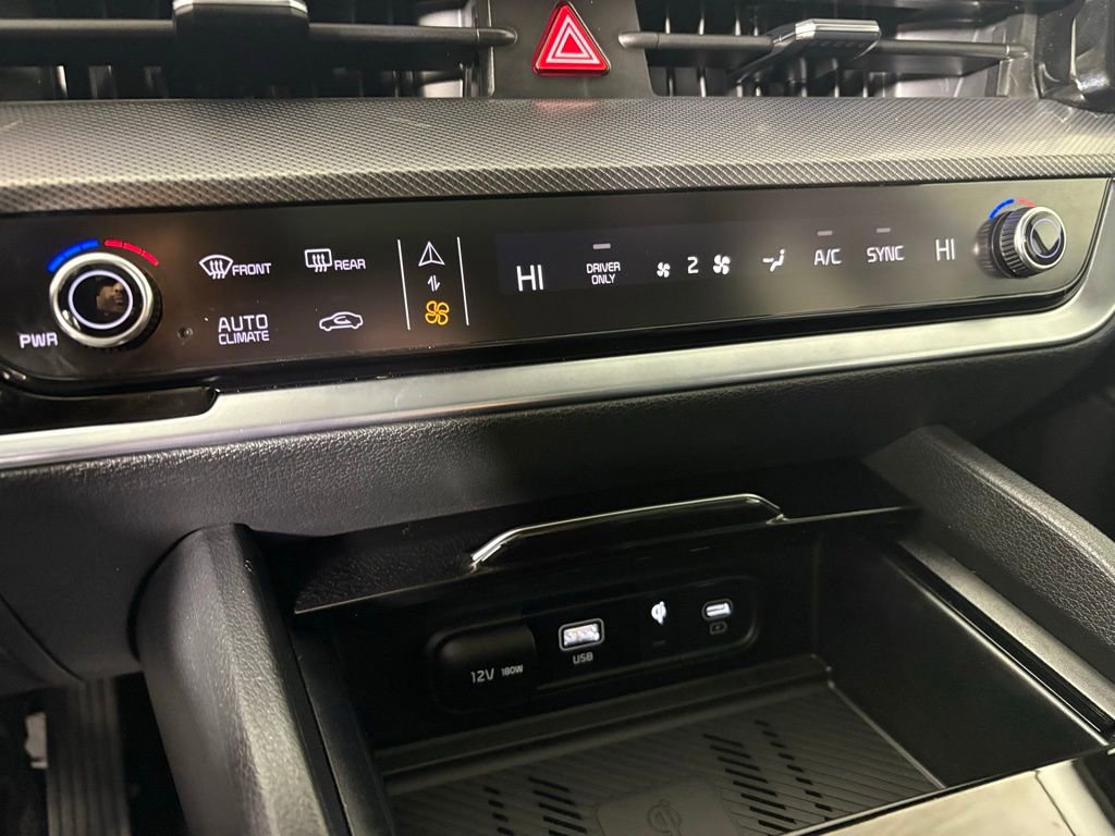 Used 2025 Kia Sportage SX Prestige image 32