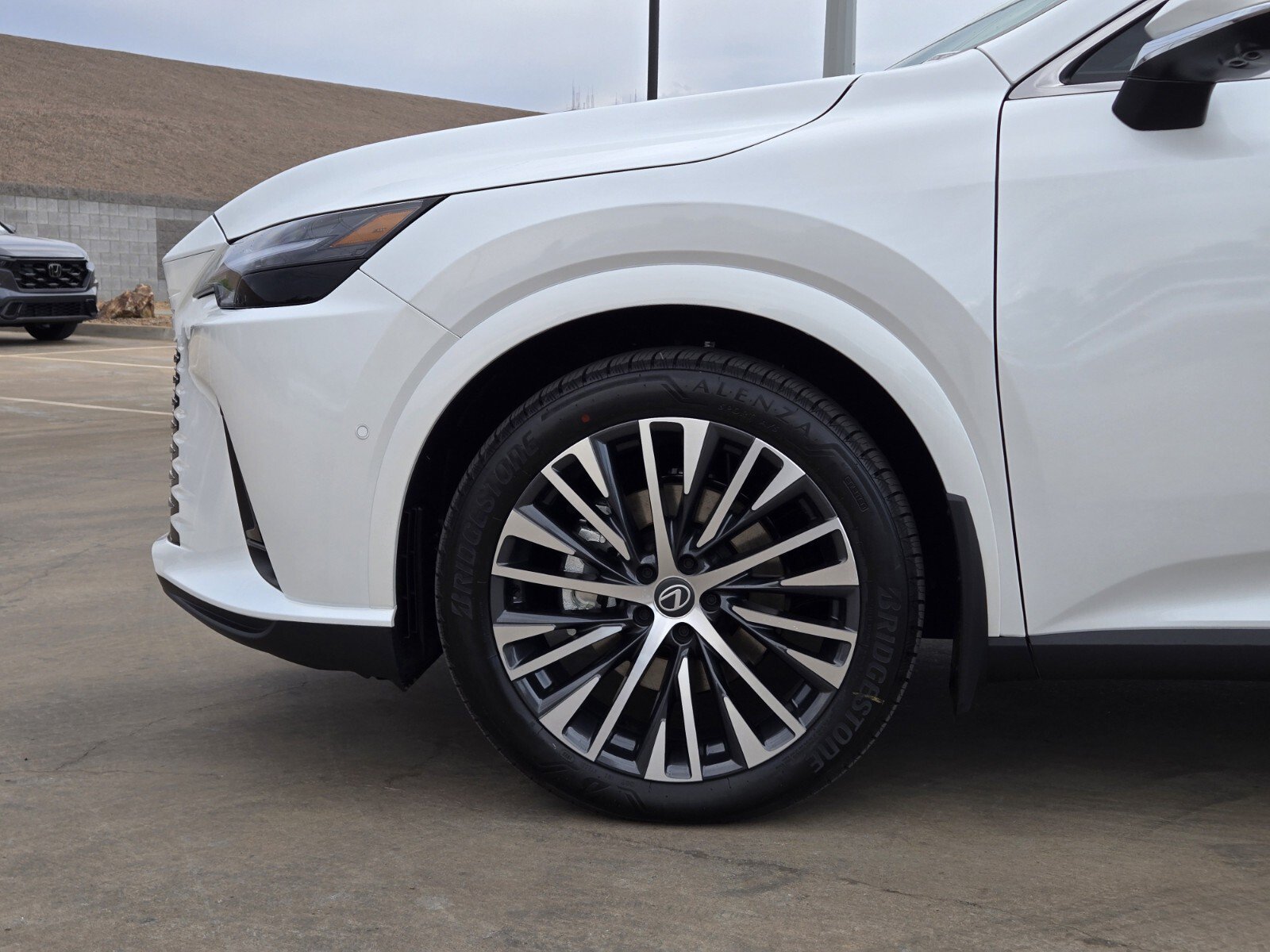New 2026 Lexus RX 350h AWD/4WD image 5