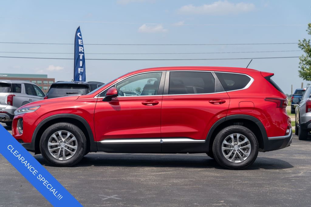 Used 2020 Hyundai Santa Fe SE image 4