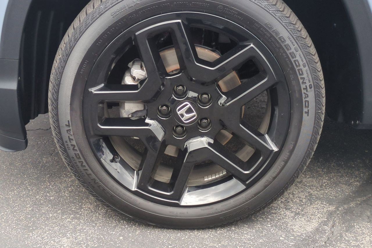 Certified 2025 Honda Passport Black Edition image 28