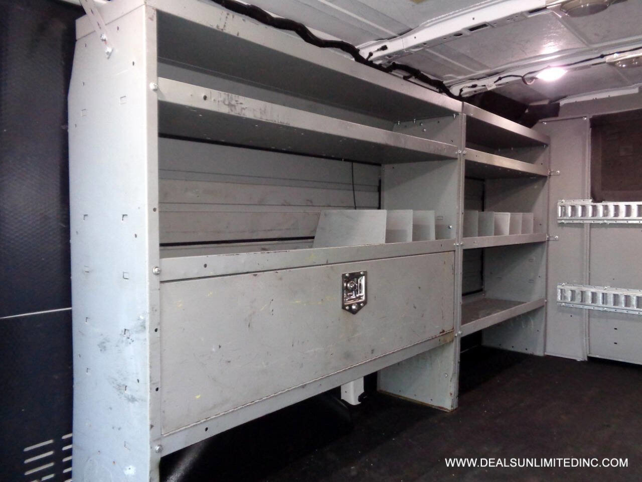 Used 2019 Ford Transit 250 130 Low Roof image 17