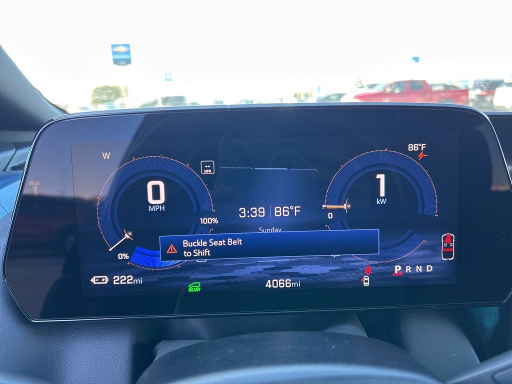 Certified 2025 Chevrolet Equinox EV LT w/ Convenience Package image 18