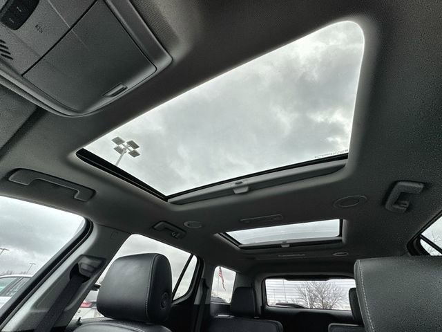 Certified 2023 GMC Acadia SLT w/ Elevation Edition image 19