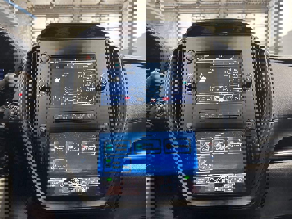 Certified 2025 Subaru Impreza 2.0i image 31