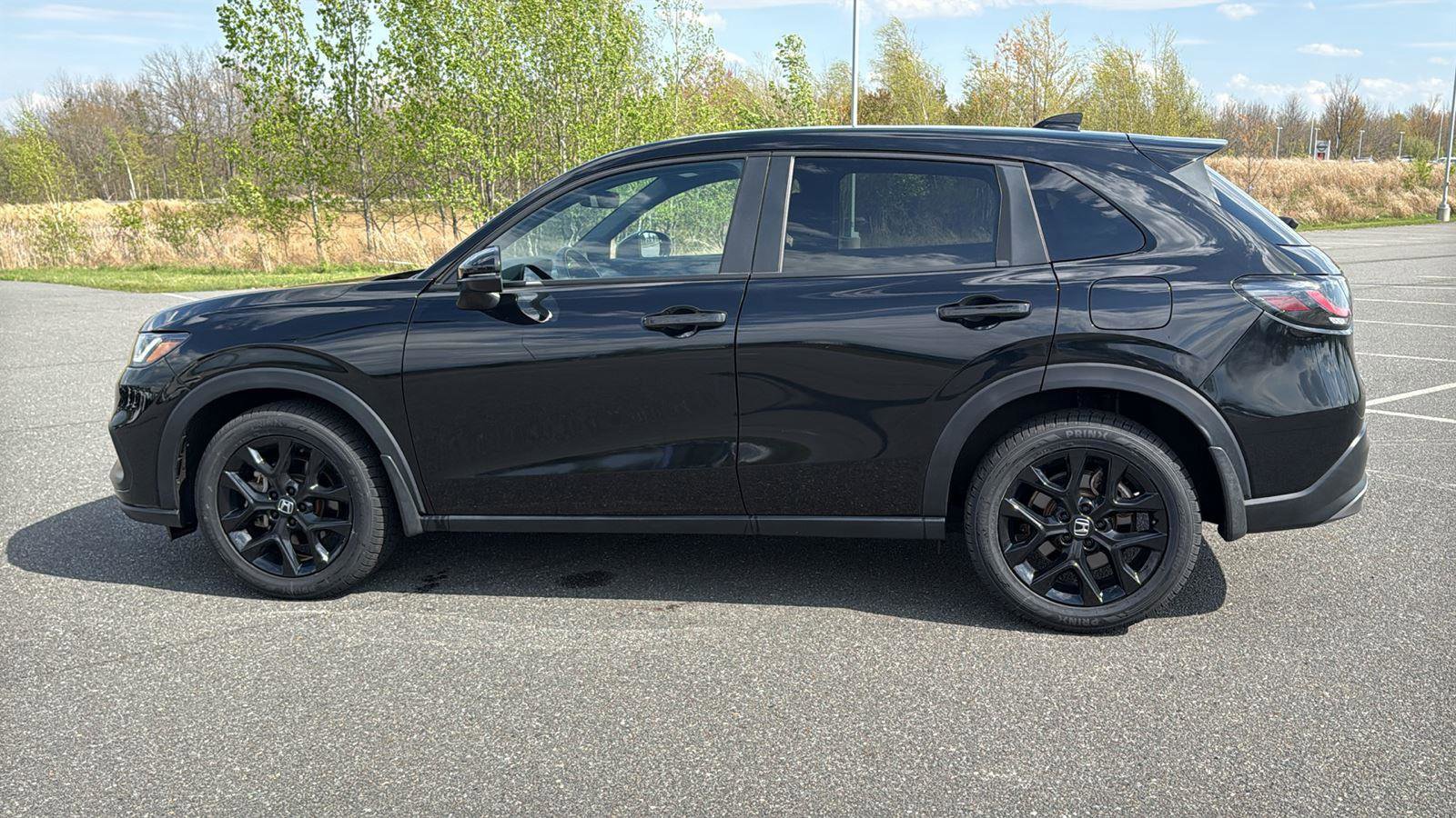 Used 2024 Honda HR-V Sport image 11