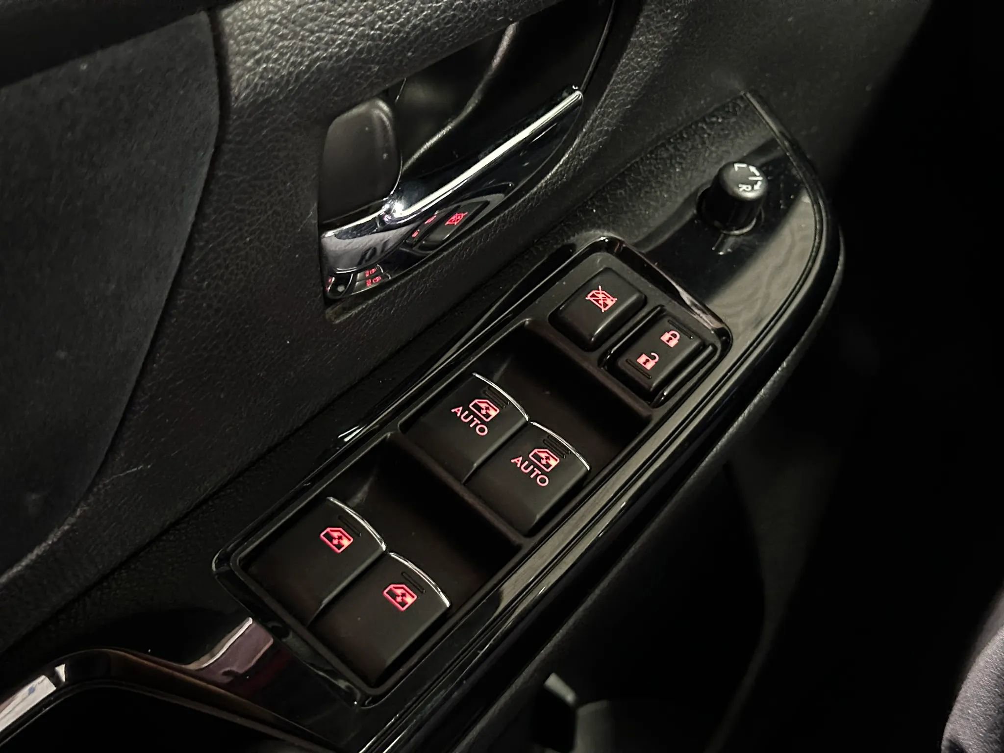 Used 2019 Subaru WRX STI w/ Popular Package #3 (IZT) AWD/4WD image 30