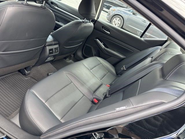 Used 2022 Nissan Altima 2.5 Platinum AWD/4WD image 37