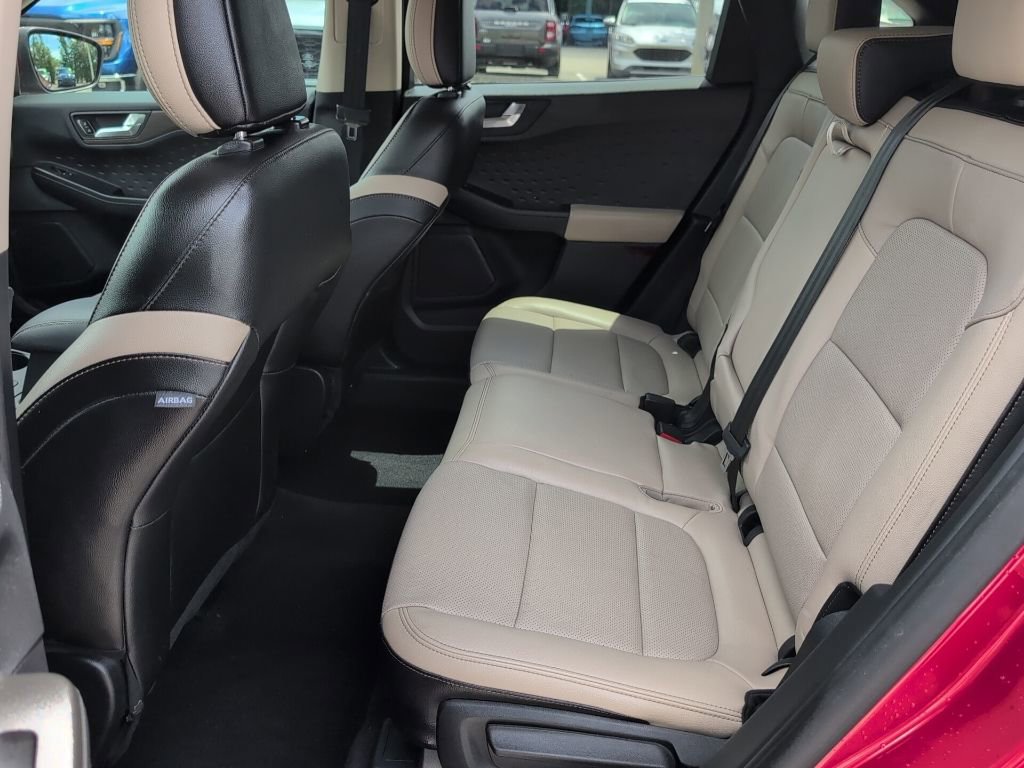 Certified 2020 Ford Escape Titanium image 11