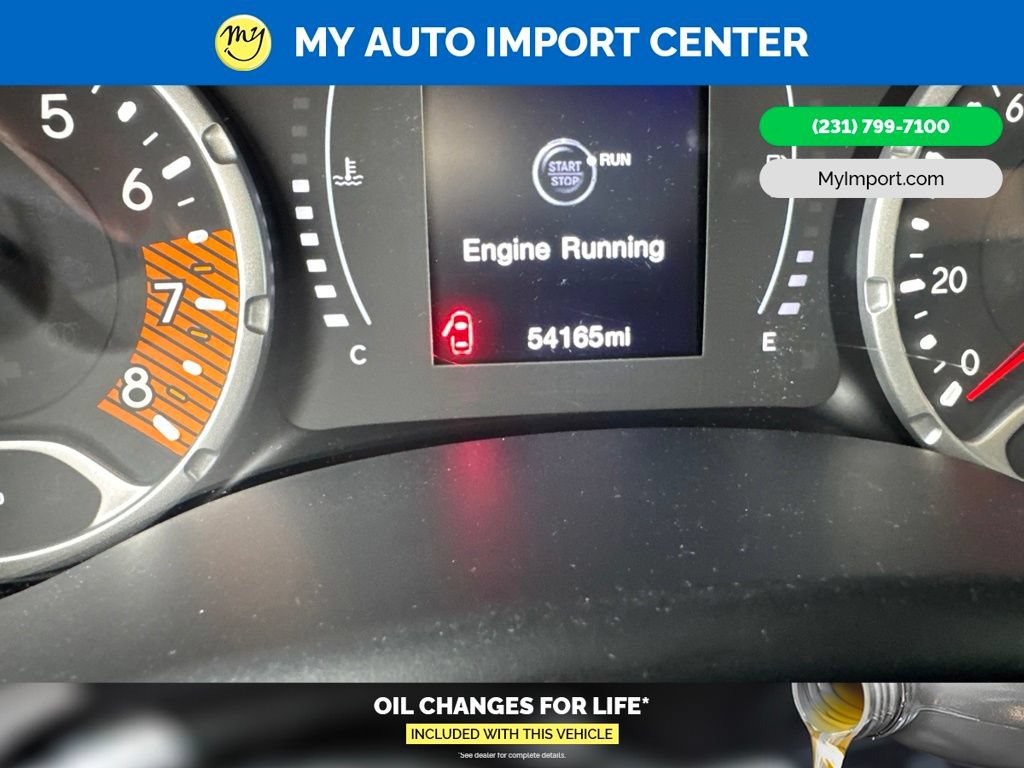 Used 2023 Jeep Renegade Latitude AWD/4WD image 19