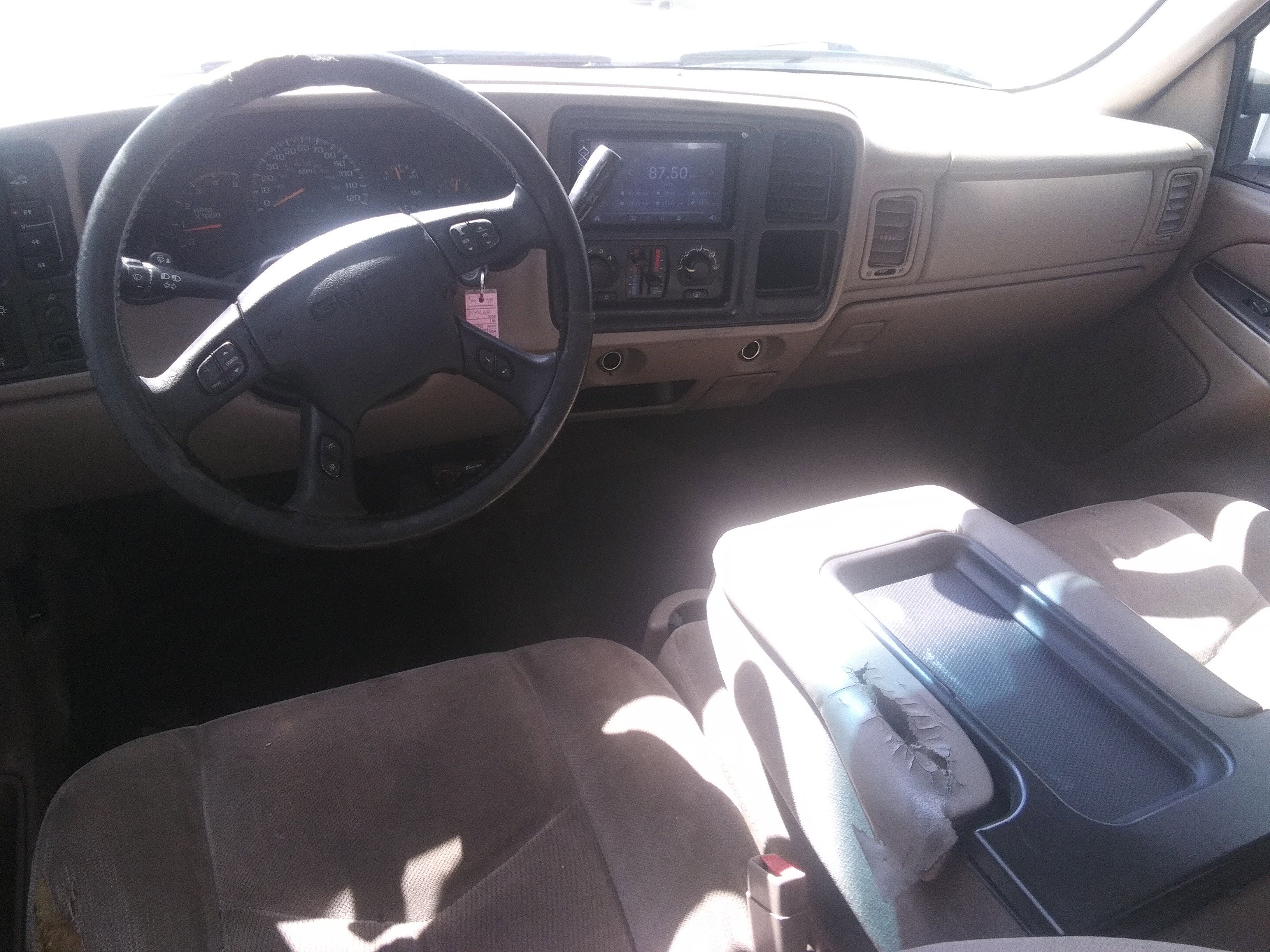 Used 2005 GMC Sierra 2500 SLE w/ Heavy-Duty Power Package image 9