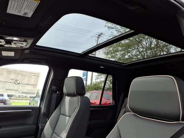 New 2026 Chevrolet Tahoe Premier w/ Sun And Tow Package AWD/4WD image 8