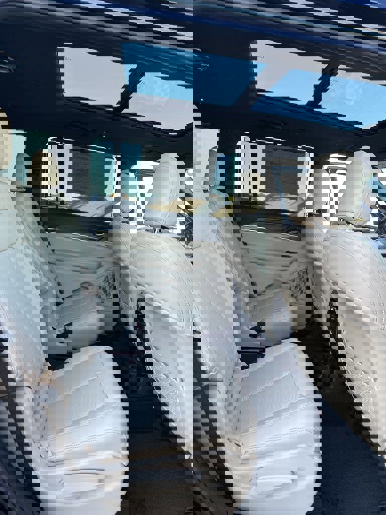 New 2025 Jeep Grand Cherokee L Limited w/ Luxury Tech Group II image 14