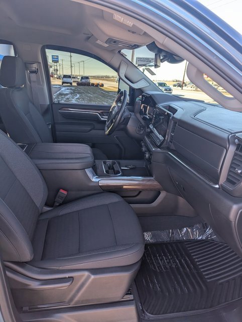 Certified 2025 Chevrolet Silverado 3500 LT w/ Safety Package image 4