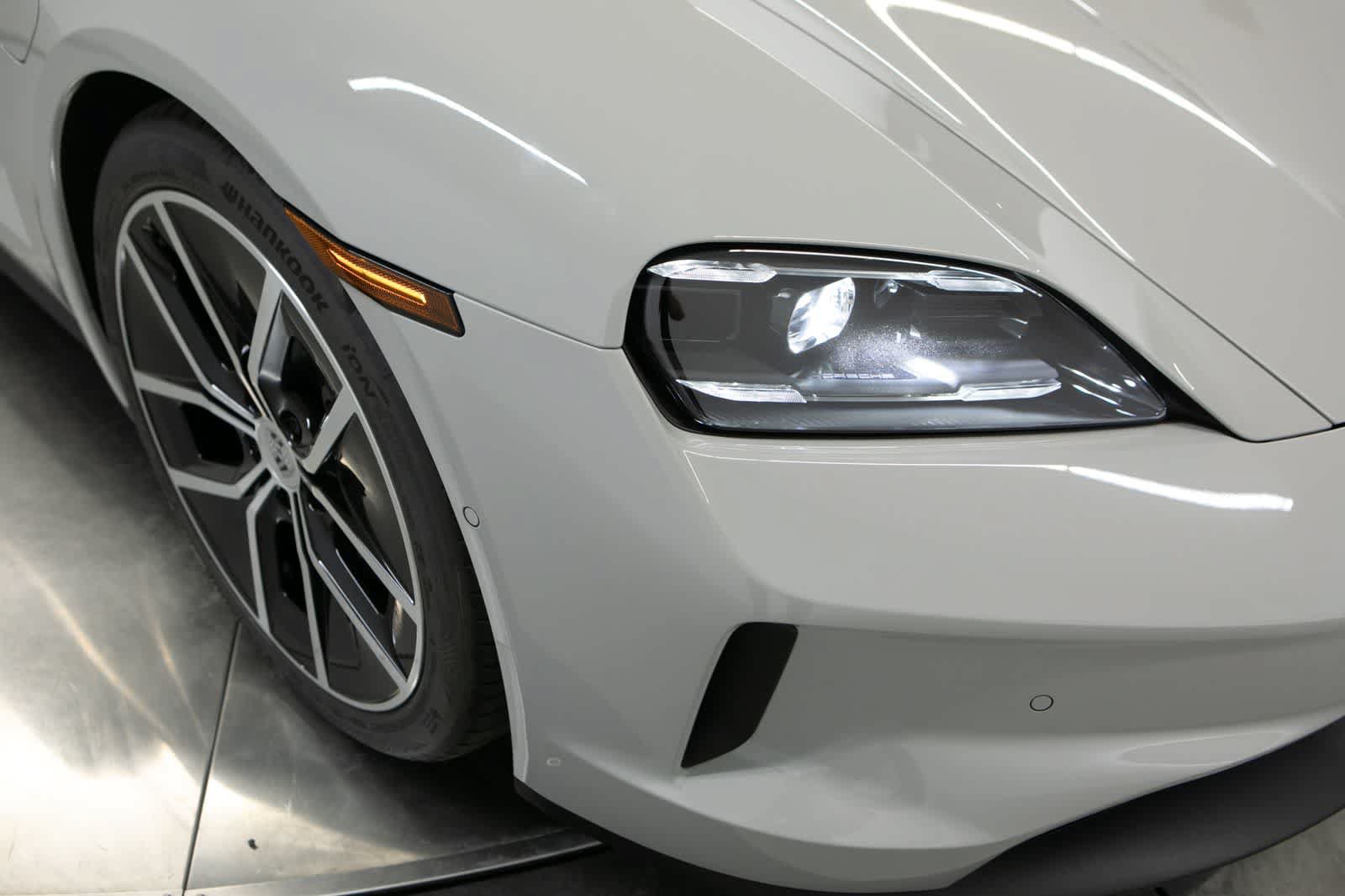 New 2026 Porsche Taycan AWD/4WD image 12