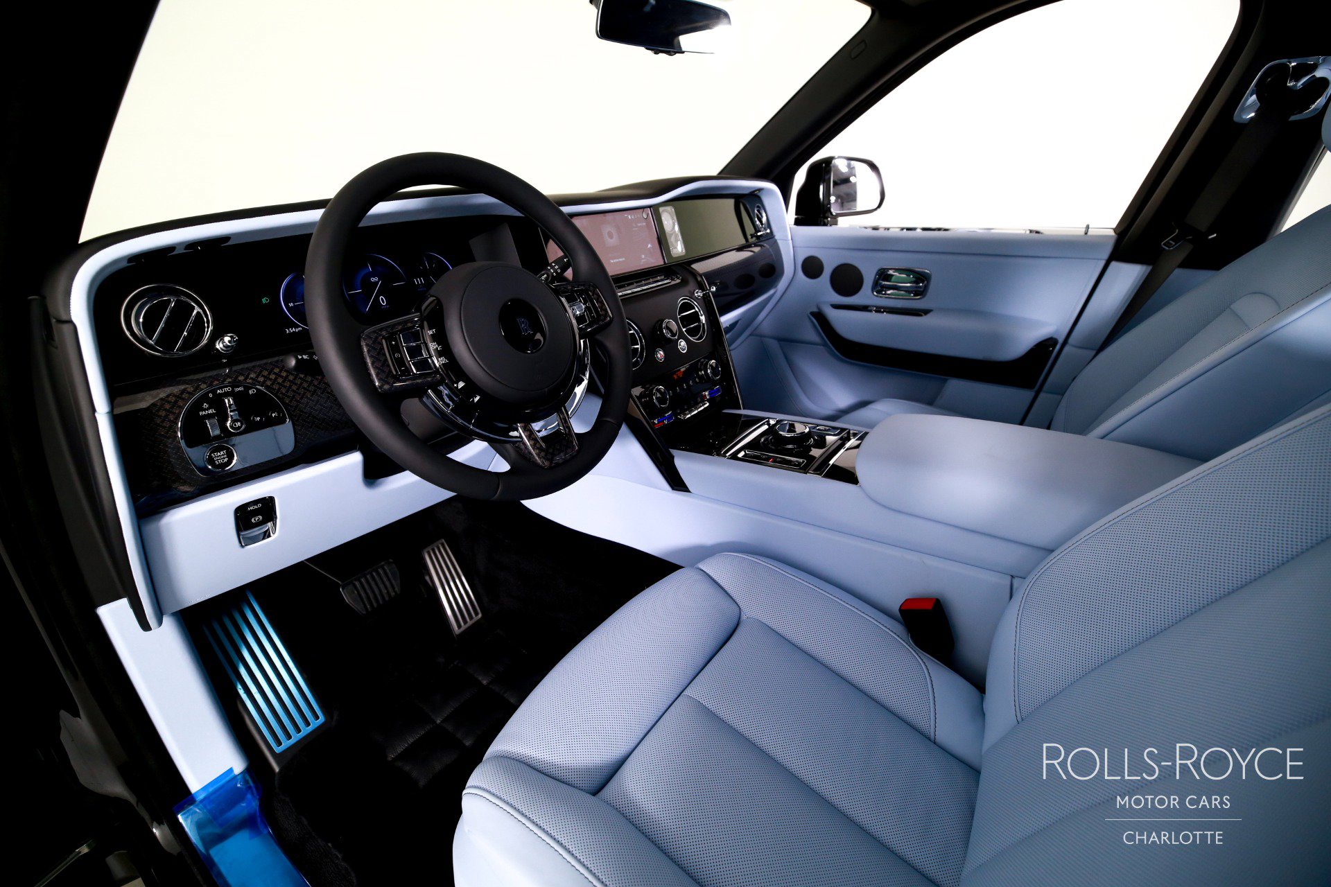 New 2027 Rolls-Royce Cullinan Black Badge AWD/4WD image 4