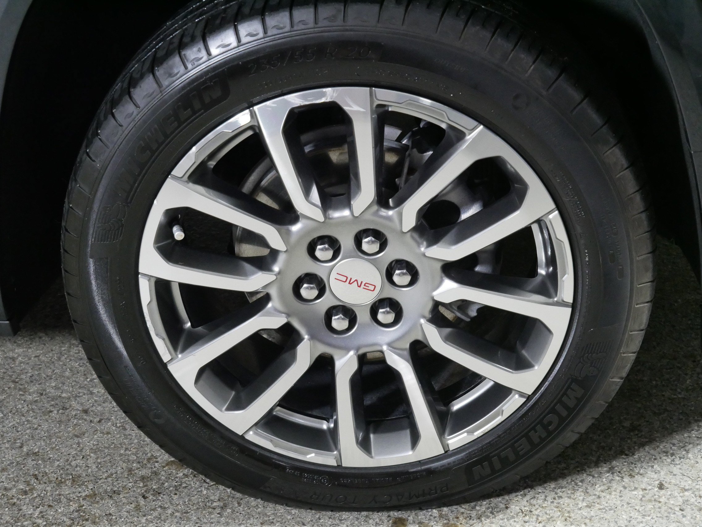 Used 2022 GMC Acadia Denali w/ Denali Ultimate Package FWD image 15