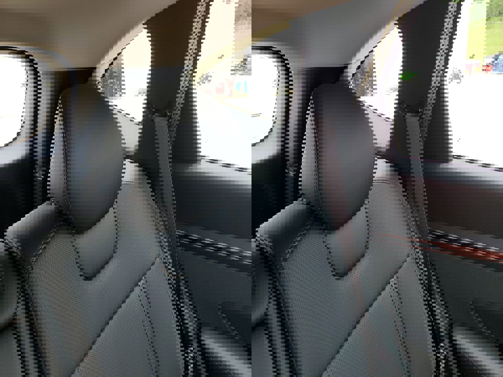 Used 2024 Hyundai Tucson Limited image 15