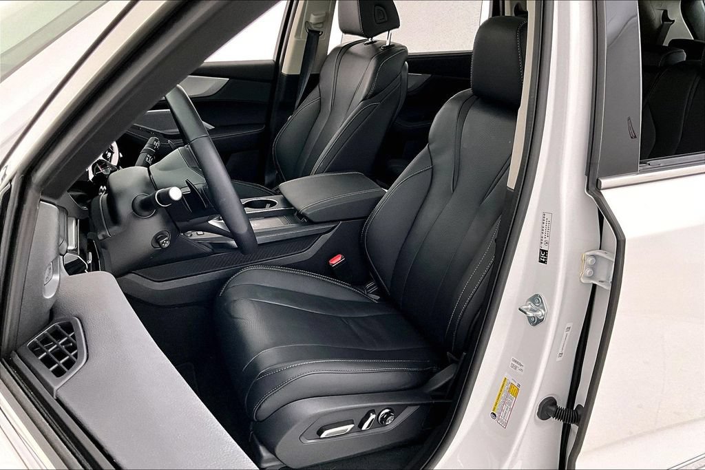 Certified 2026 Acura MDX w/ Technology Package FWD image 33