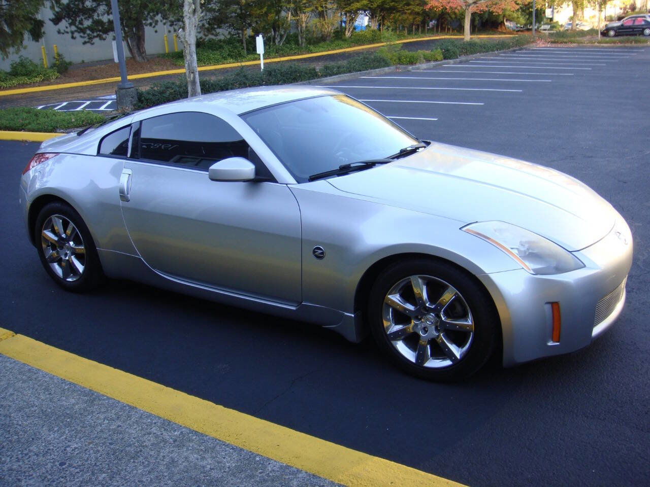 Used 2004 Nissan 350Z Touring w/ Aerodynamics Pkg image 5