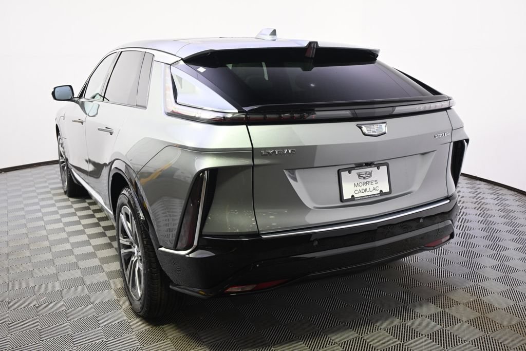 New 2026 Cadillac Lyriq Luxury AWD/4WD image 4