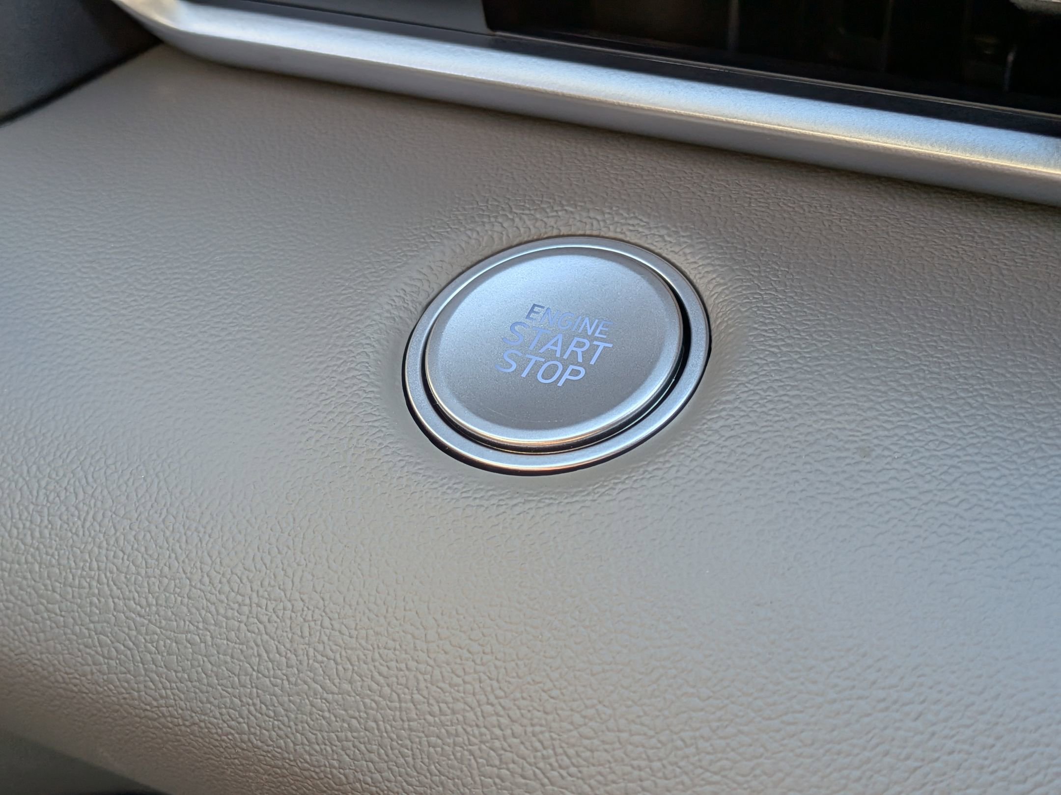 New 2026 Hyundai Elantra Sport FWD image 13