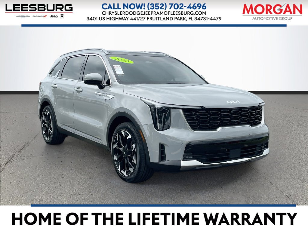 Used 2025 Kia Sorento EX w/ Panoramic Sunroof Package FWD image 1