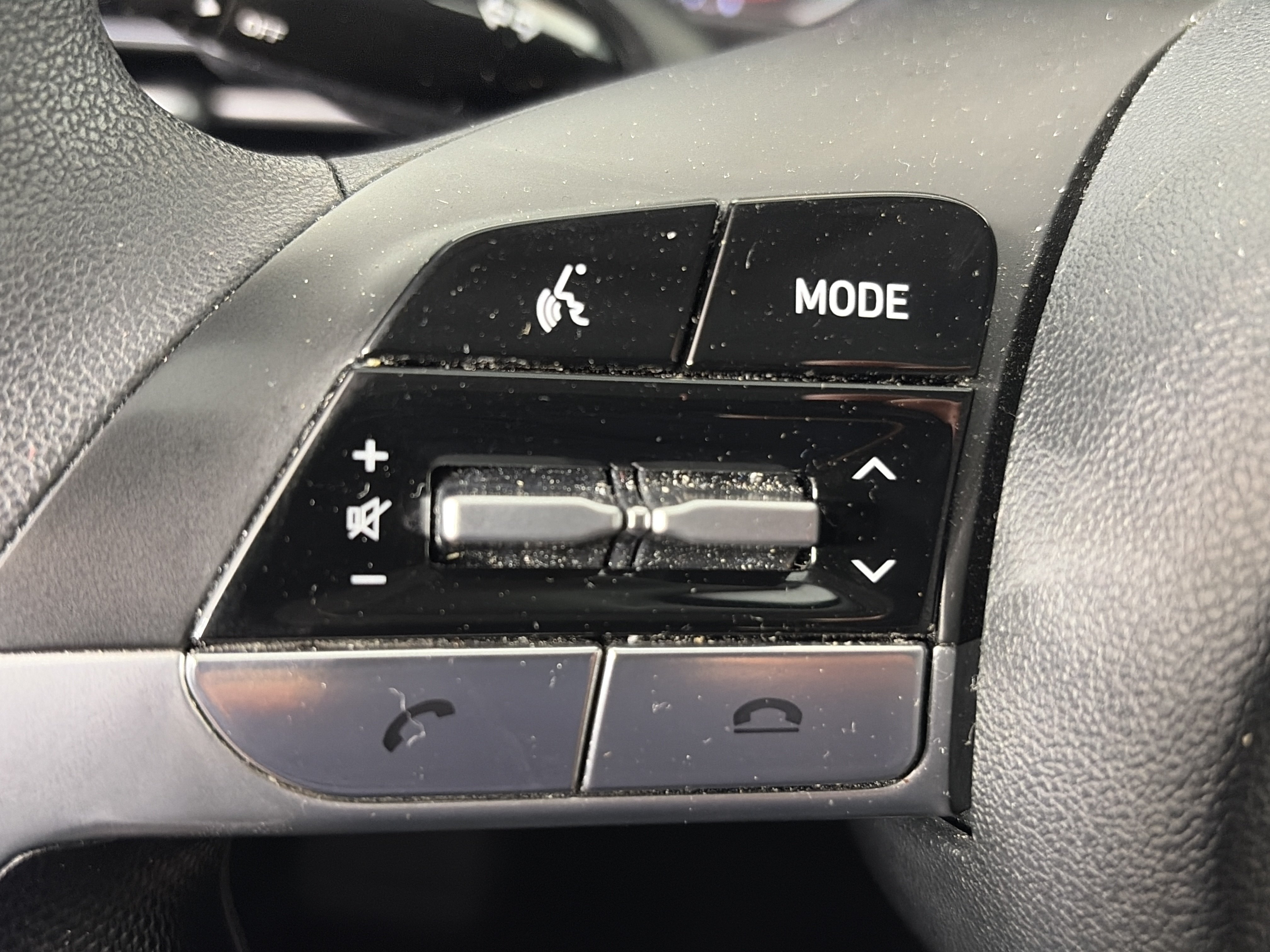 Certified 2022 Hyundai Elantra SEL FWD image 28