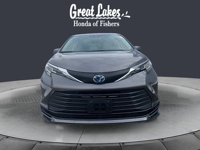 Used 2022 Toyota Sienna LE image 8