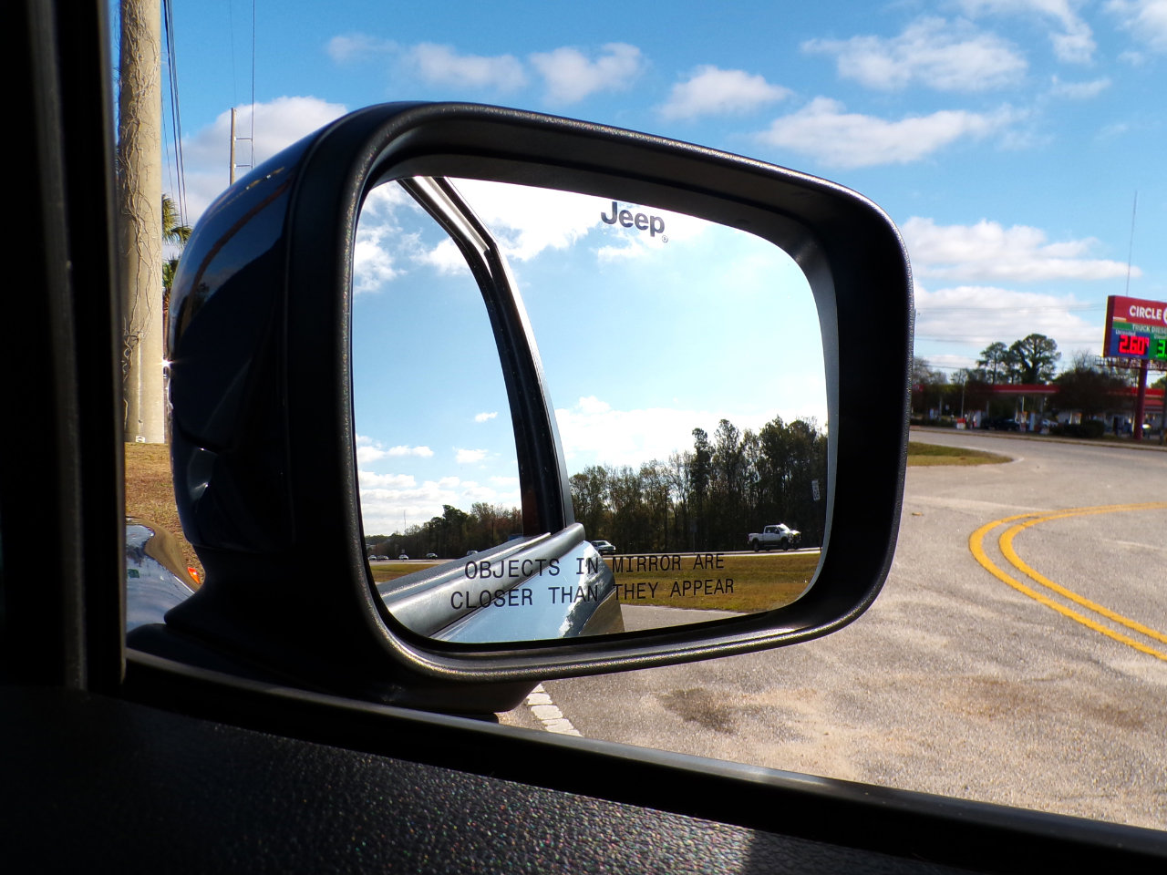 Used 2020 Jeep Renegade Altitude image 25