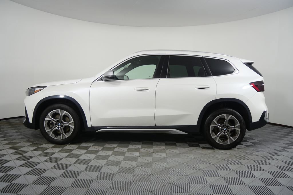 Used 2023 BMW X1 xDrive28i w/ Premium Package image 6